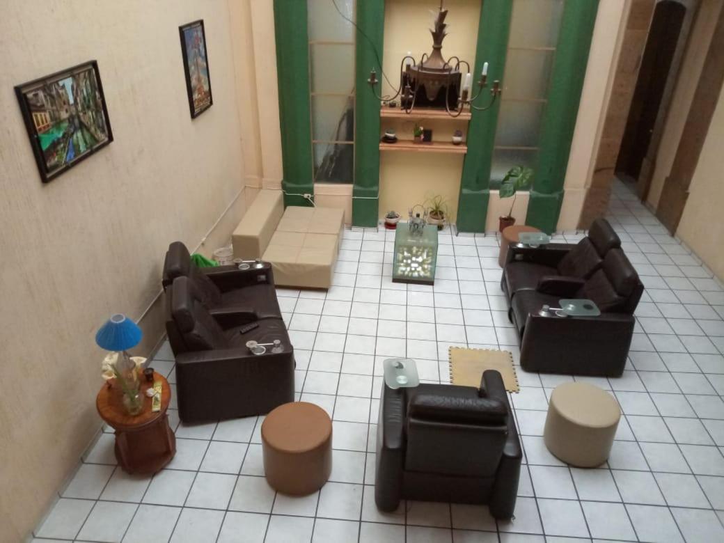 Hostal Гвадалахара Экстерьер фото