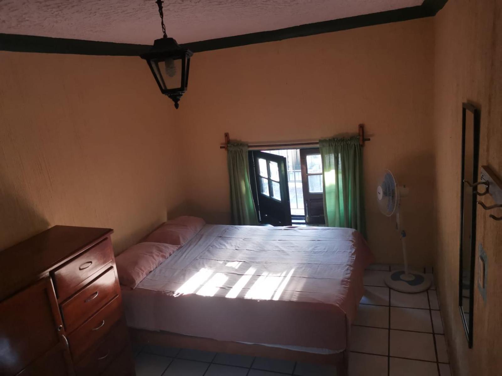 Hostal Гвадалахара Экстерьер фото
